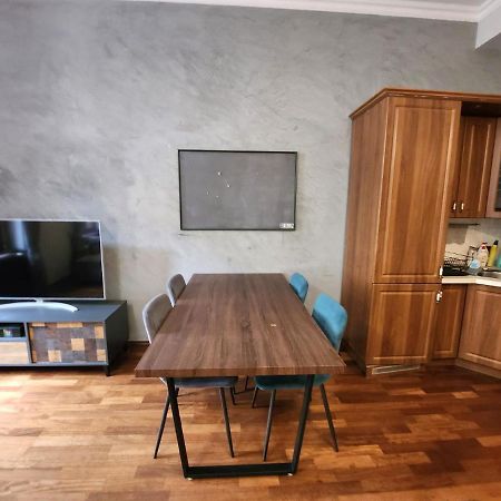 Spacious Apartment 6Min From The Dancing House Πράγα Εξωτερικό φωτογραφία